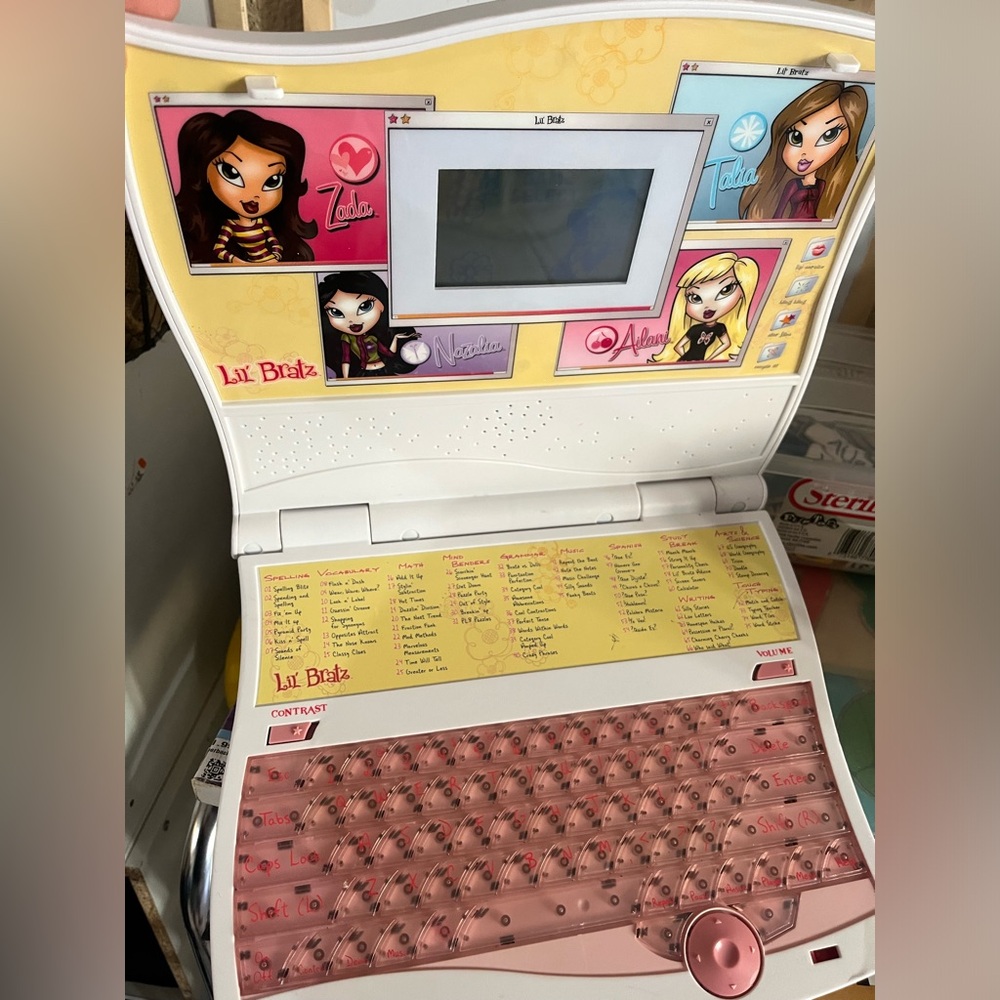Vintage bratz computer
